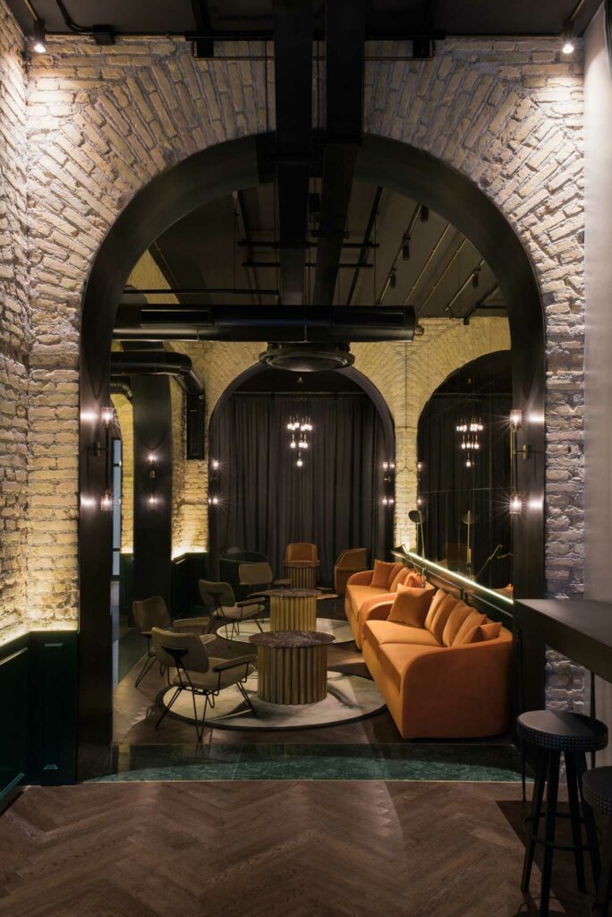 Hotel-Chapter-Roma-Lounge-Bar-Coqtail-Milano