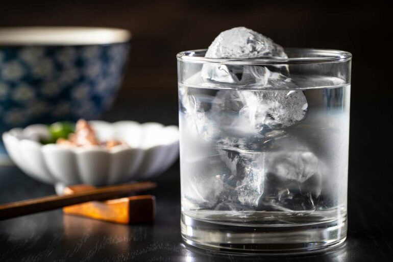 shochu-on-the-rocks