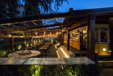 Aperitivo-a-NoLo-Milano-Tranvai-Coqtail-Milano