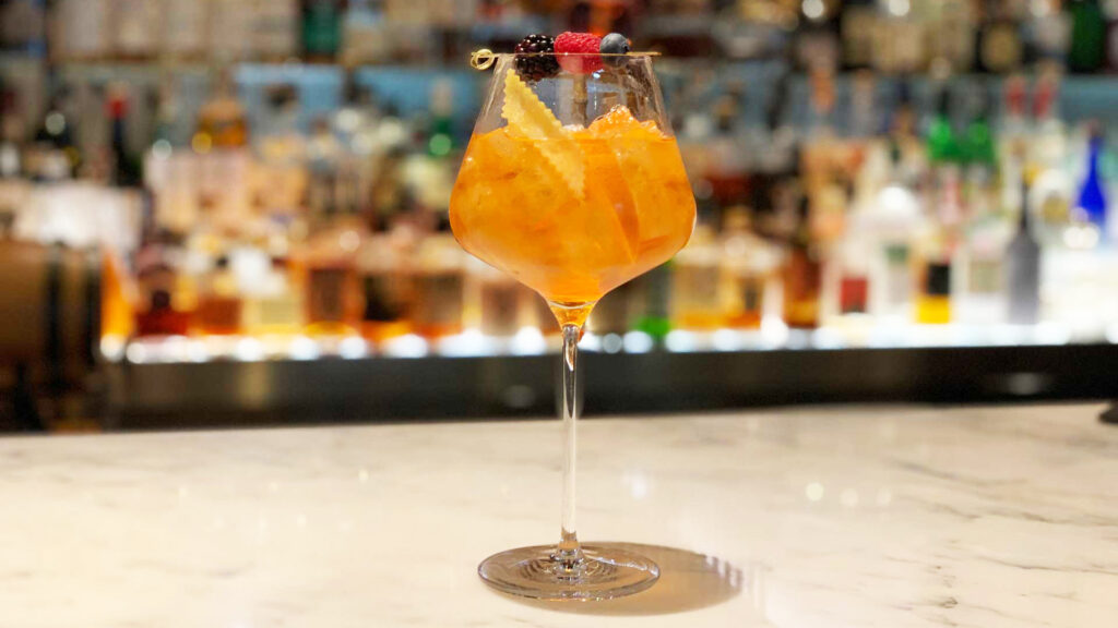 Spritz-Royale-Mio-Lab-Park-Hyatt-Coqtail-Milano