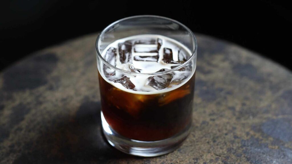 Black-Russian-Kahlua-cocktail-Coqtail-Milano