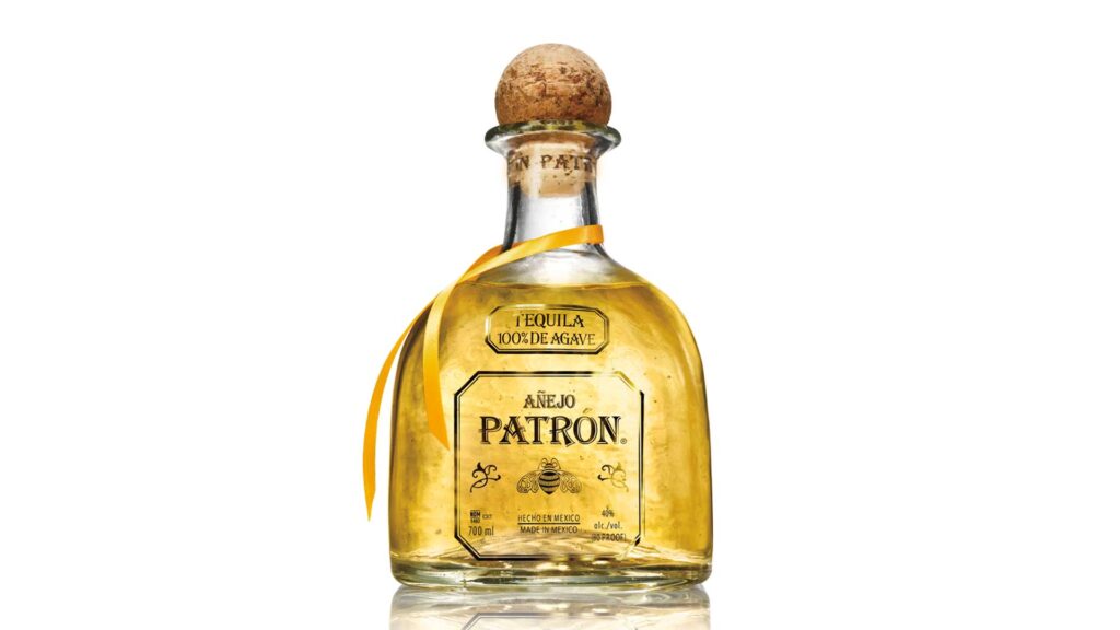 Tequila-Patrón-Anejo-Bottle-Coqtail-Milano