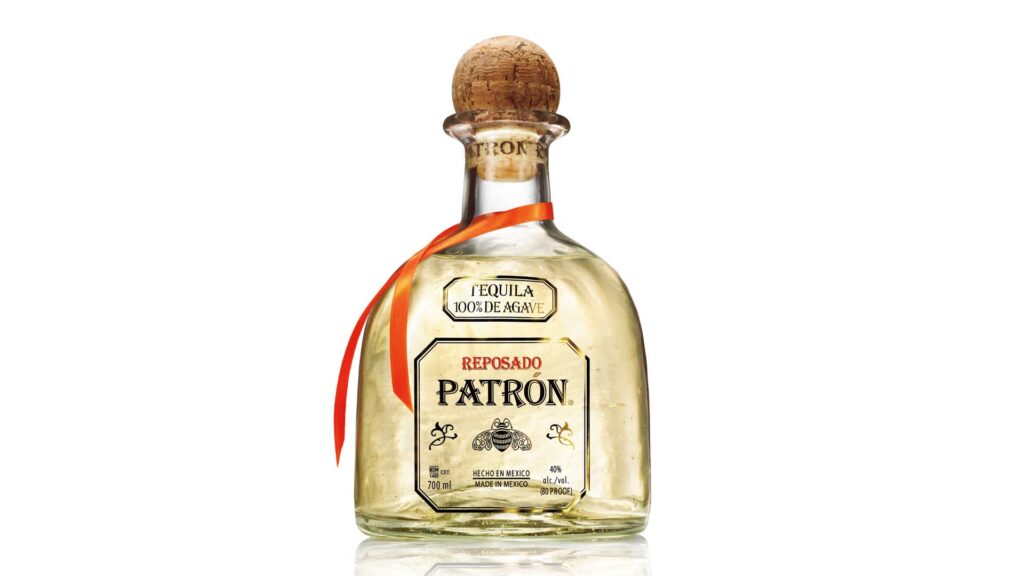 Tequila-Patrón-Reposado-Bottle-Coqtail-Milano