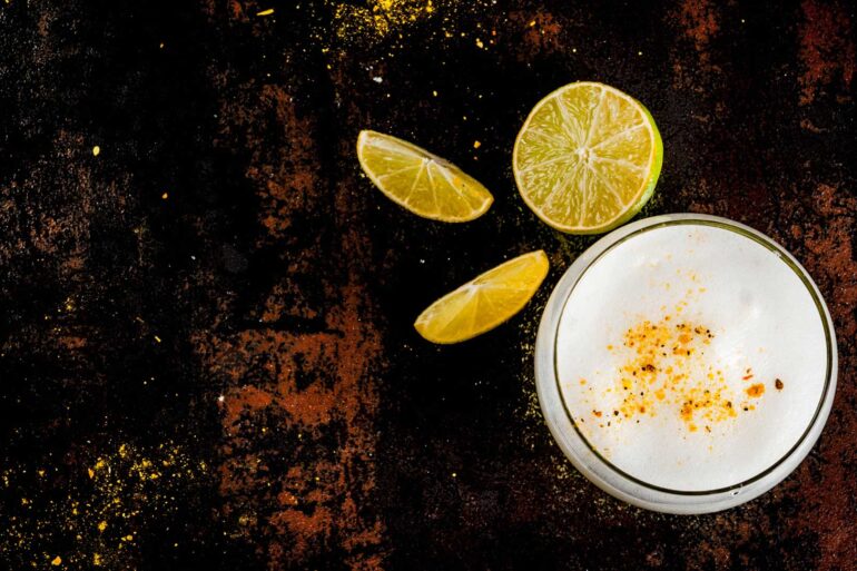 come-preparare-un-Pisco-Sour-da-manuale-Coqtail-Milano