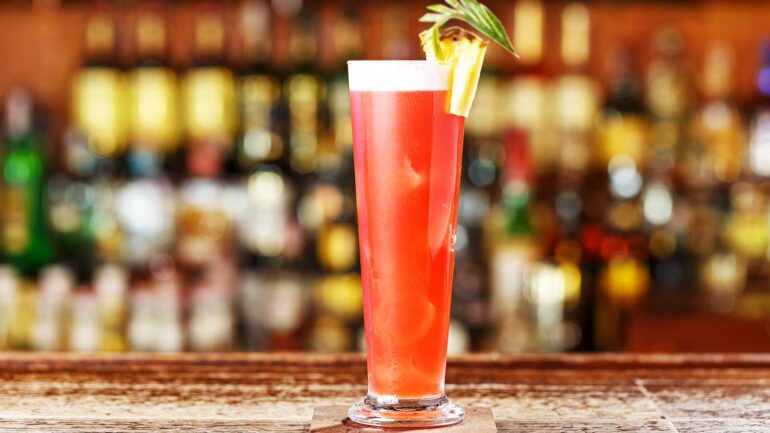 Singapore-Sling-ricetta-cocktail-IBA-Coqtail-Milano