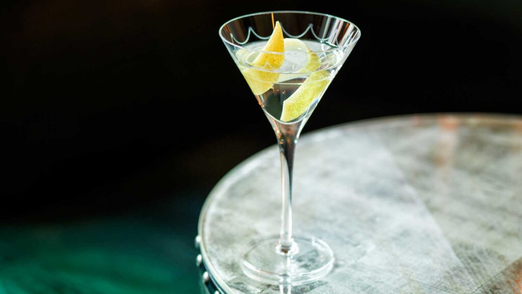 Connaught-Martini-Coqtail-Milano