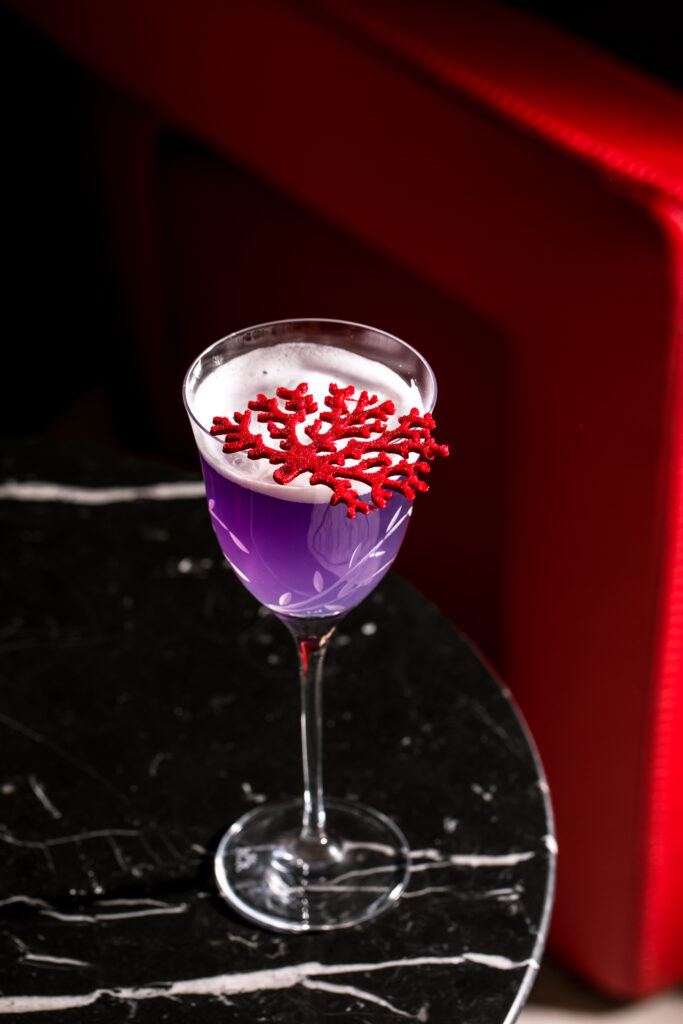 Purple-Rain-Cocktail-di-Matteo-Zed-Coqtail-Milano