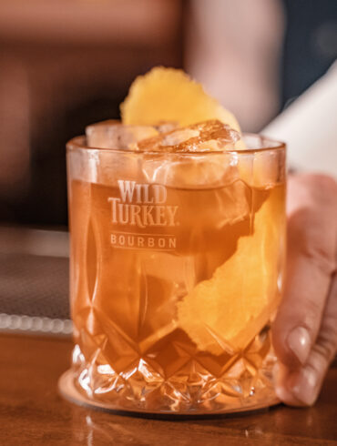 degustare bourbon il Giorno dell’Indipendenza Old Fashioned Wild Turkey Coqtail Milano