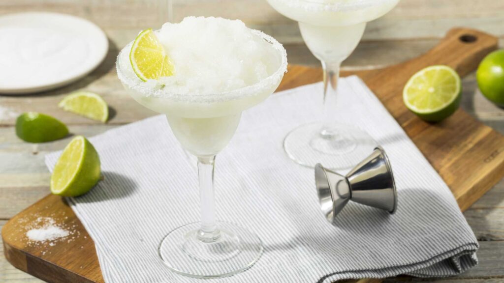 Cocktail-con-la-crusta-Frozen-Margarita-Coqtail-Milano