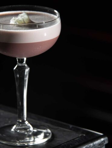 Porto-Flip-cocktail-IBA-Ricetta-Coqtail-Milano