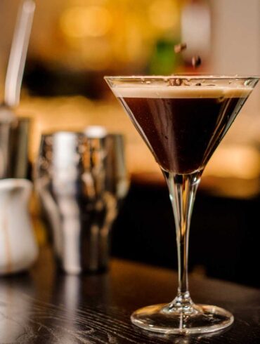Espresso-Martini-cocktail-ricetta-Coqtail-Milano