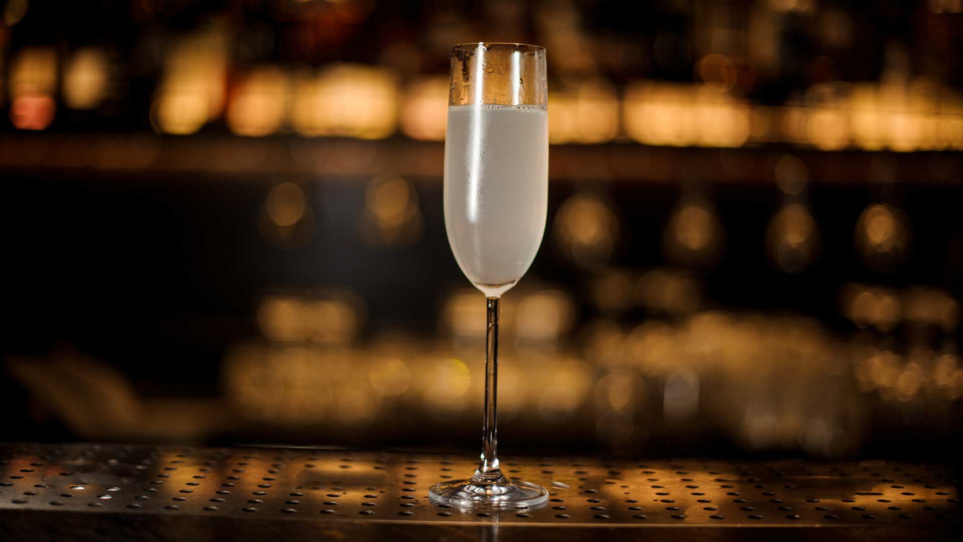 French75-ricetta-ingredienti-storia-cocktail-IBa-Coqtail-Milano