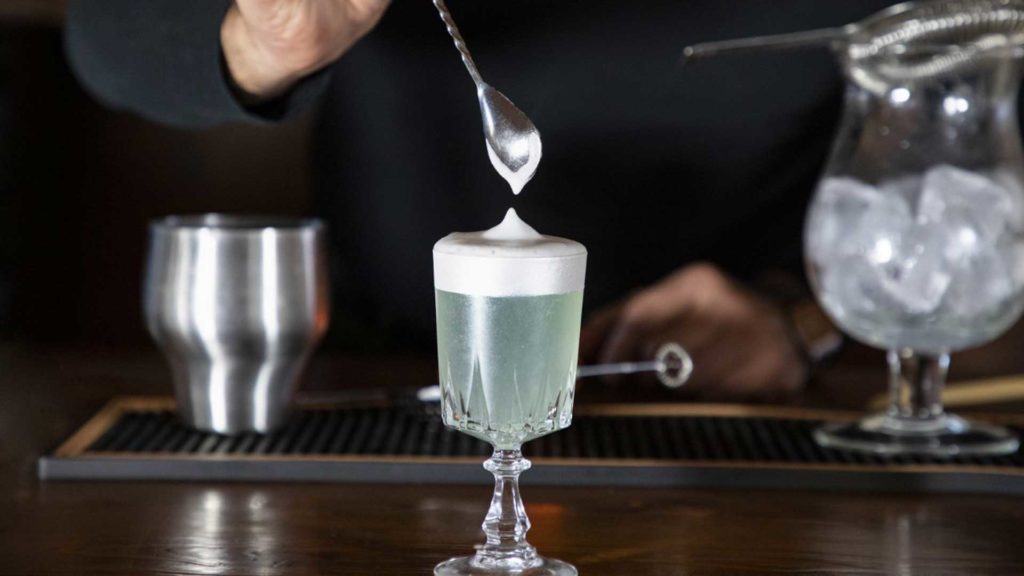 Acqua-dolce-cocktail-a-base-ArGINtario-Gin-Coqtail-Milano