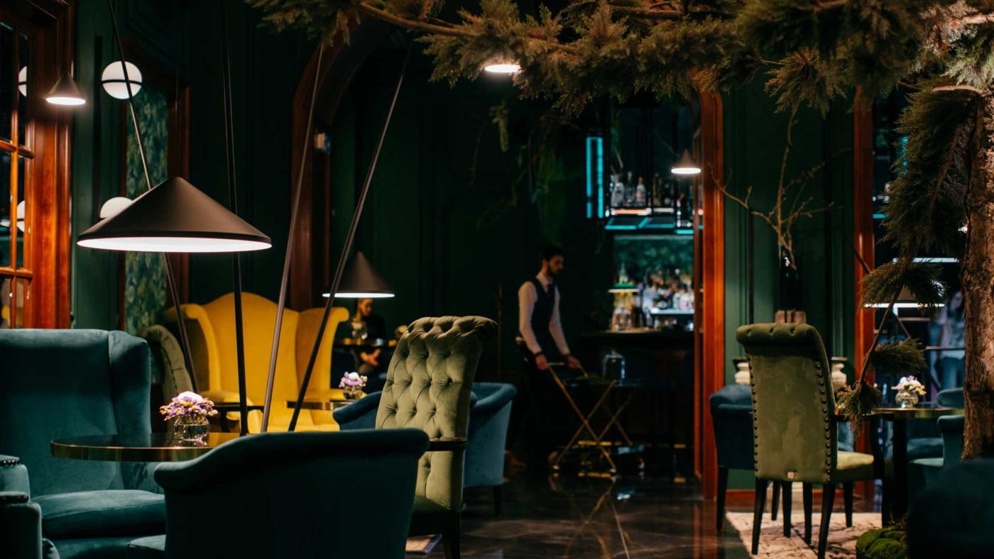 natura-al-centro-del-Mirror-Bar-Coqtail-Milano