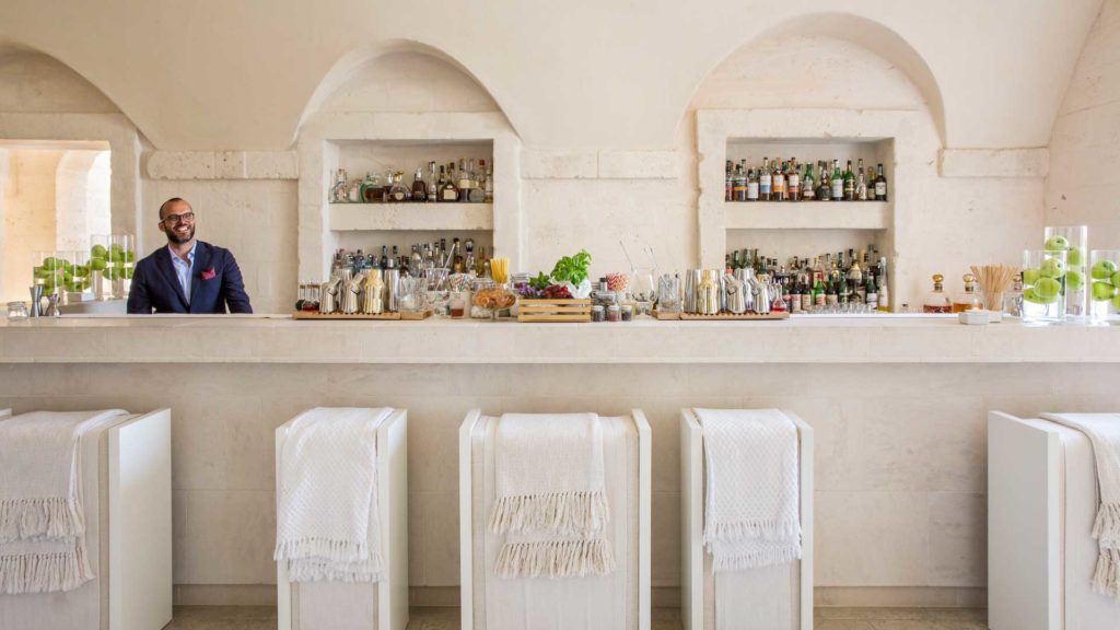 Bar-del-Portico-Borgo-Egnazia-Coqtail-Milano