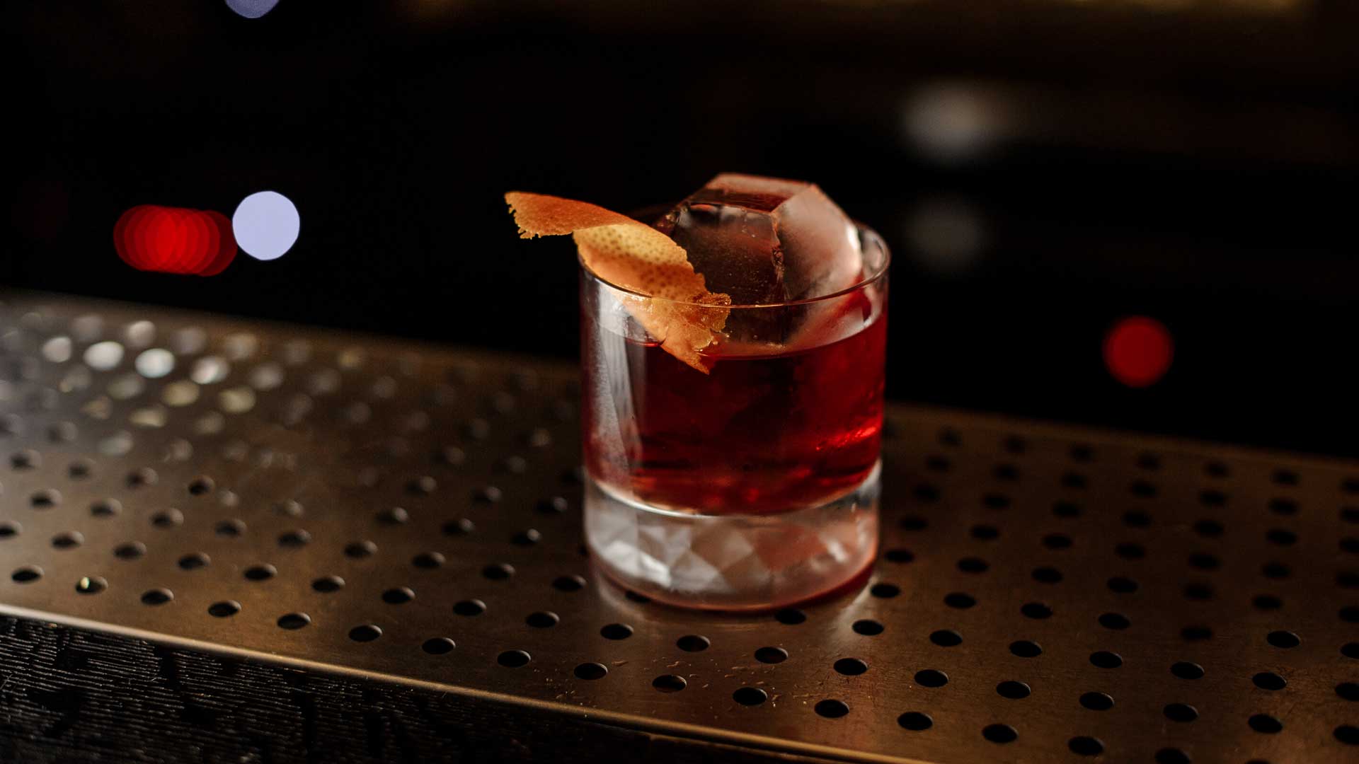 Cocktail-internazionali-IBA-ricetta-Boulevardier-Coqtail-Milano