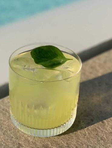 Gin-Basil-Smash-Coqtail-Milano