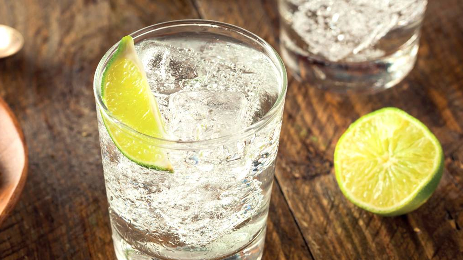 gin tonic 5 cose che forse non sapevi coqtail milano