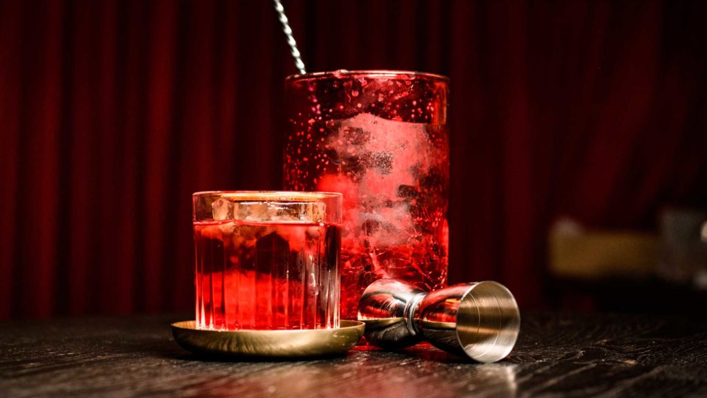 Negroni-cocktail-più-ordinato-al-mondo-2022-Coqtail-Milano