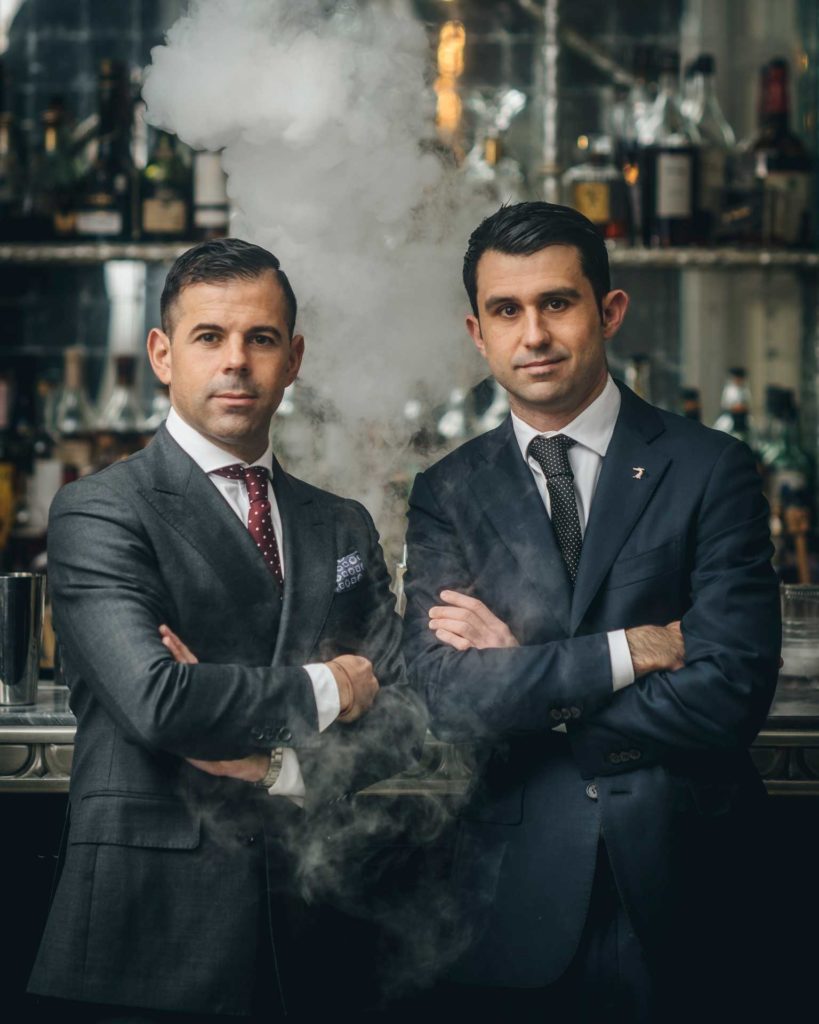 Ago Perrone e Giorgio Bargiani Connaugth Bar Londra Coqtail Milano