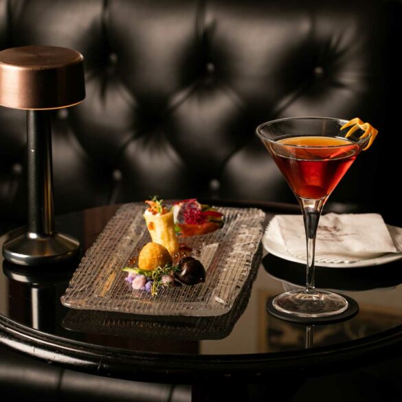 Carta-Capsule-Starhotels-Collection-Coqtail-Milano