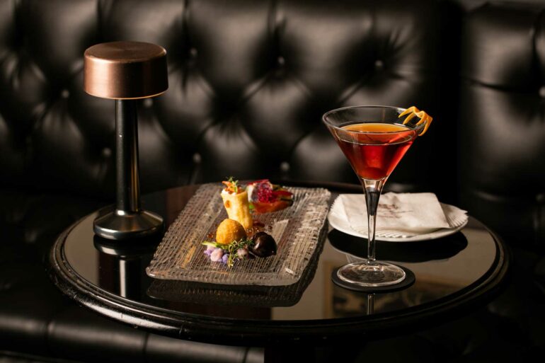 Carta-Capsule-Starhotels-Collection-Coqtail-Milano