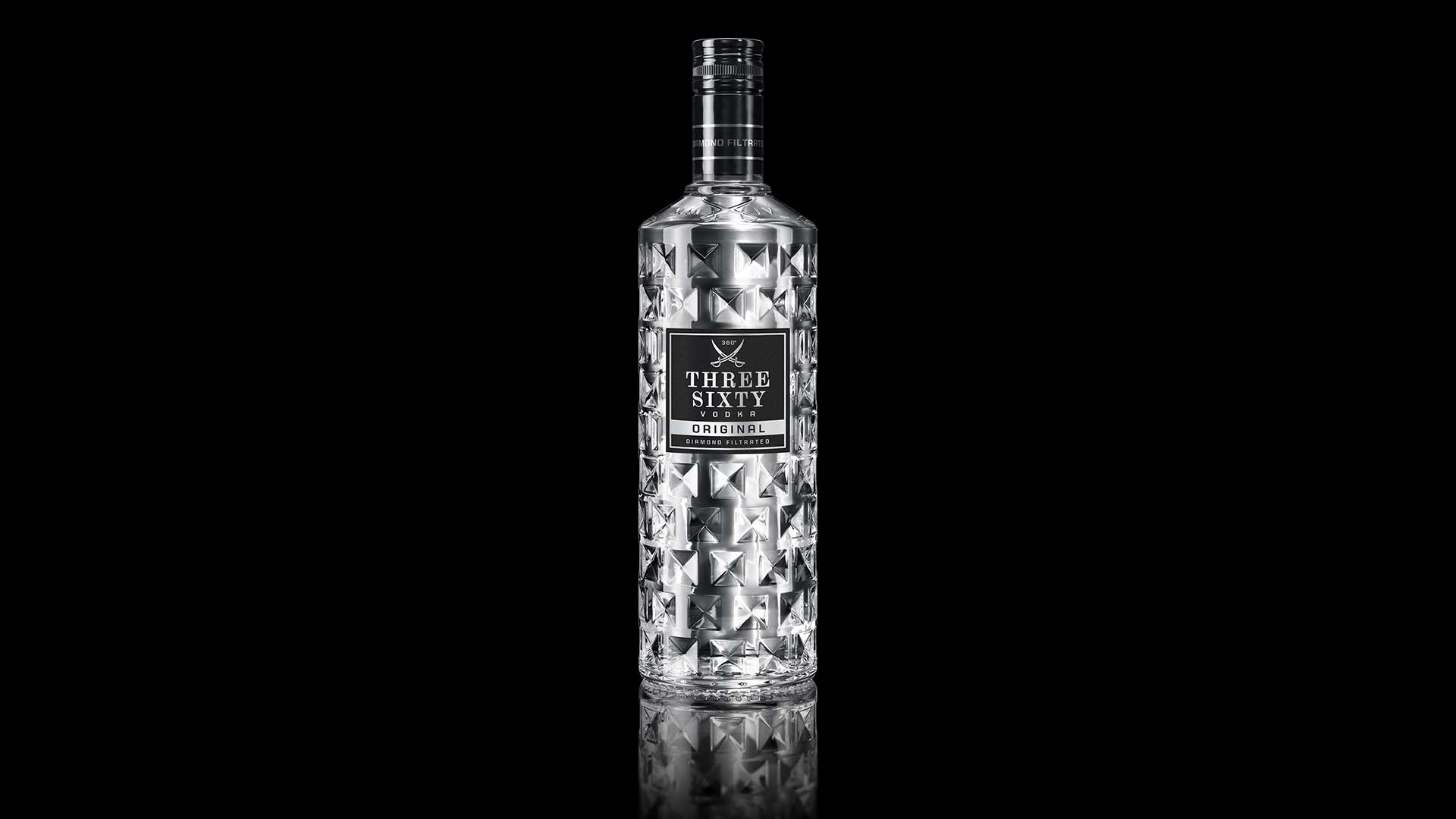 Three-Sixty-Vodka-fltrata-nel-diamante-Coqtail-Milano