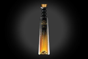 Volcan-de-mi-tierra-X.A-debutta-in-Italia-Coqtail-Milano