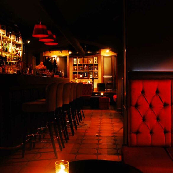 Migliori-speakeasy-italiani-The-Race-Coqtail-Milano