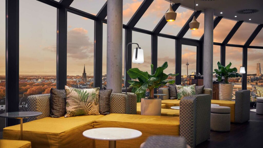 Rooftop-bar-colonia-hilton-Coqtail-Milano