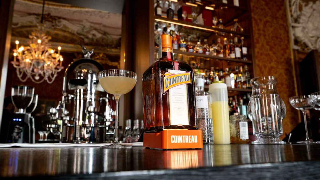 25-anni-breakfast-Martini-Cointreau-Coqtail-Milano