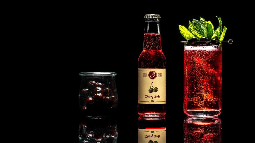 Sode-di-tendenza-three-cents-cherry-thai-Coqtail-Milano