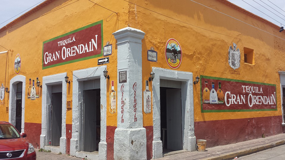 La capilla tequila locale storico batanga coqtail milano