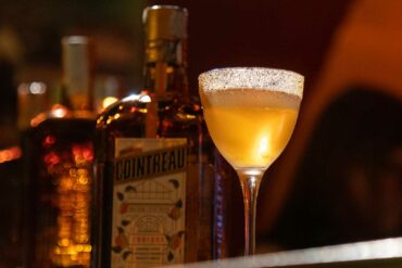 Alessandro-Cuomo-margarita-cocktail-cointreau-coqtail-milano