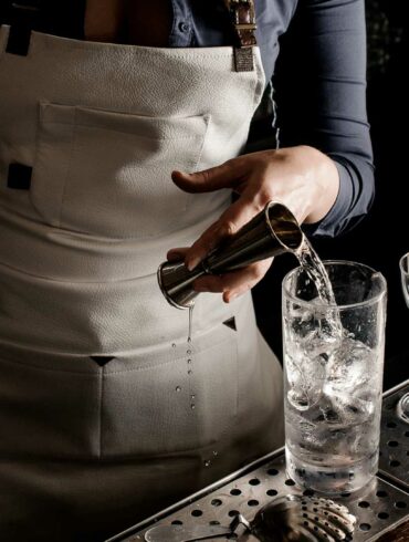 caratteristiche-gin-distillato-di-ginepro-coqtail-milano