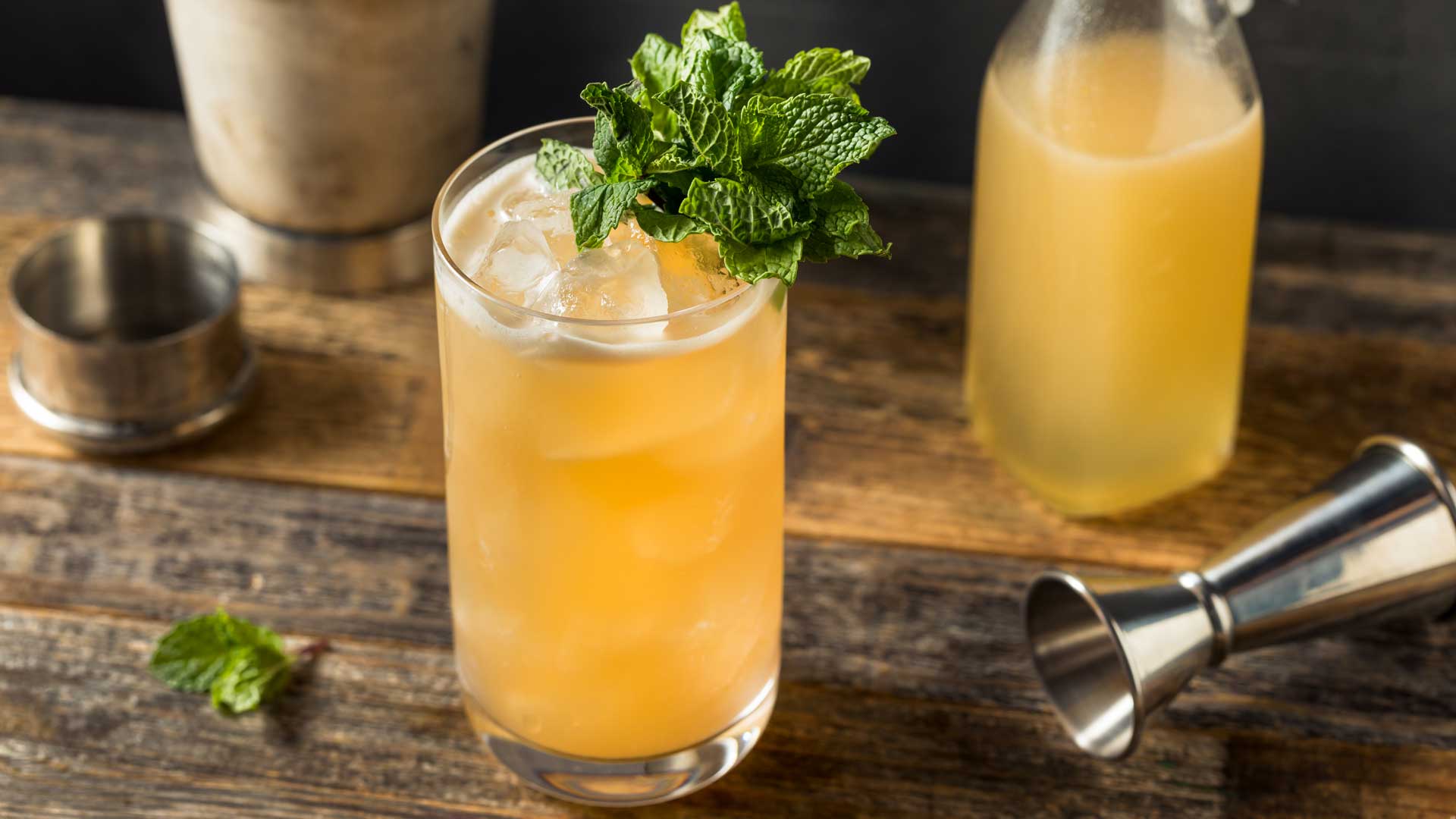 fog-cutter-cocktail-tiki-ricetta-storia-coqtail-milano