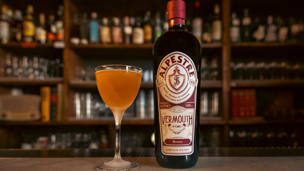 vermouth-rosso-alpestre-coqtail-milano