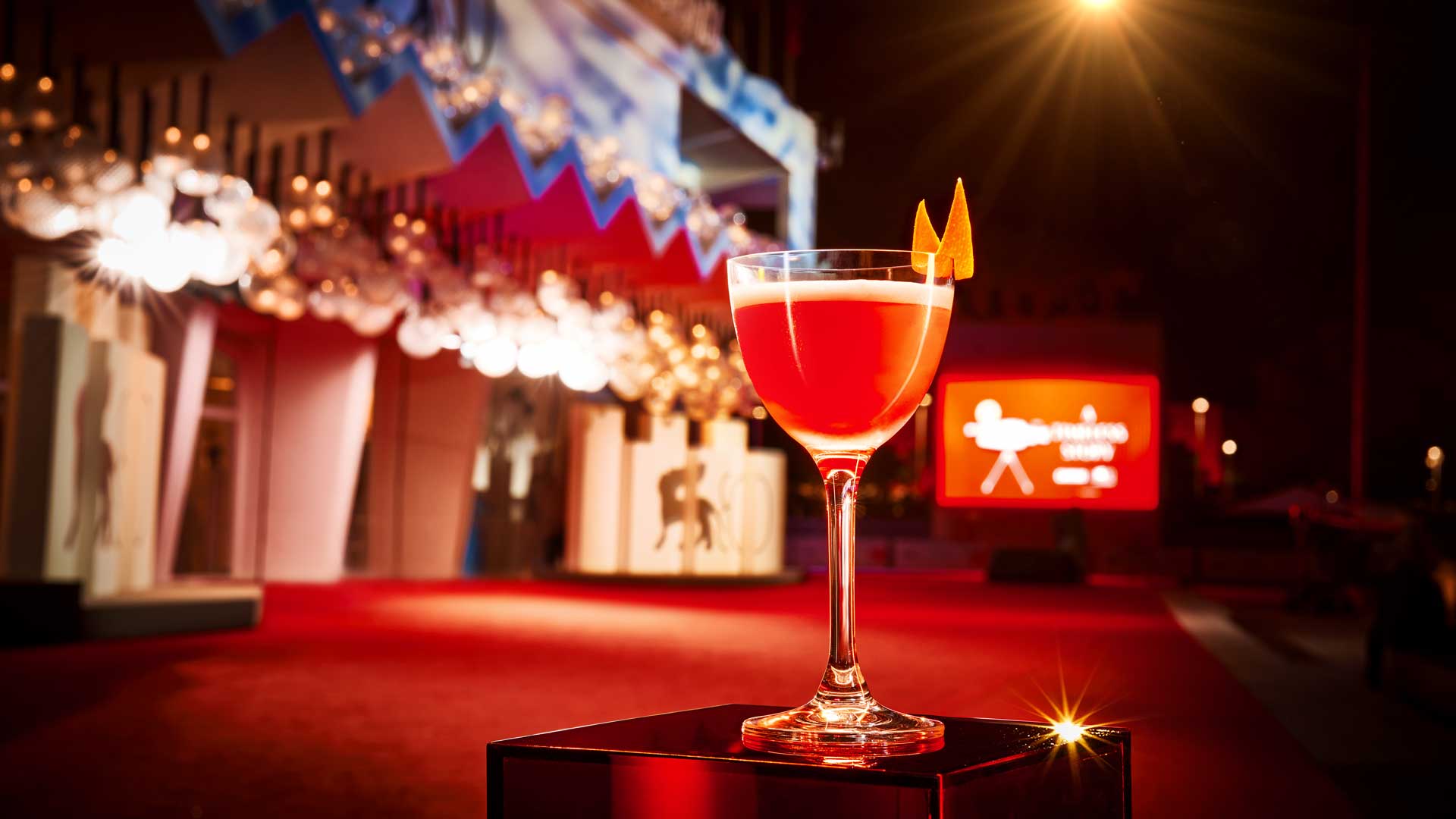 mostra-del-cinema-di-venezia-campari-lounge-coqtail-milano