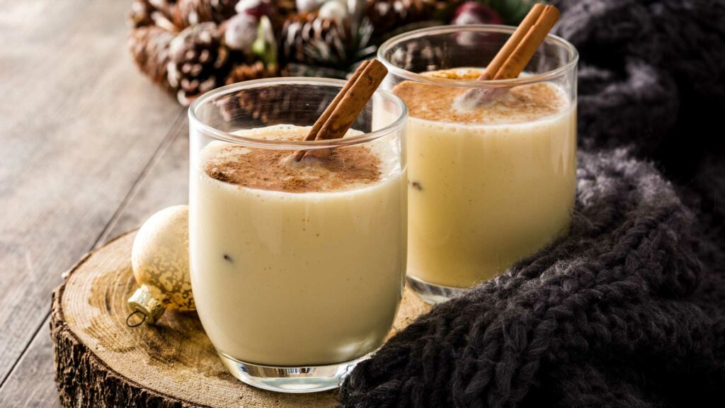 eggnog-cocktail-natale-storia-ricetta-coqtail-milano