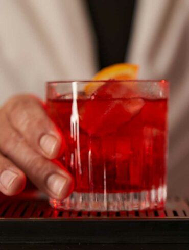 realizzare-un-negroni-perfetto-in-cinque-mosse-coqtail-milano