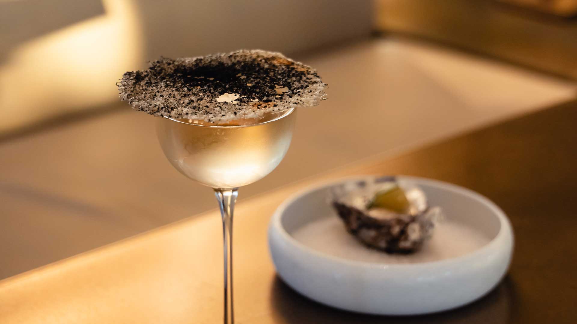 cocktail-al-gin-Armani-hotel-nuova-drink-list-coqtail-milano