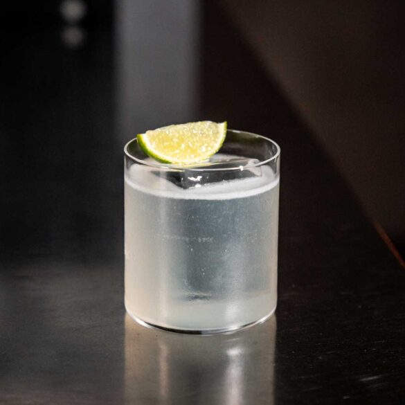 Garrick-Club Punch-il-cocktail-bevuto-a-bicchiere-Coqtail