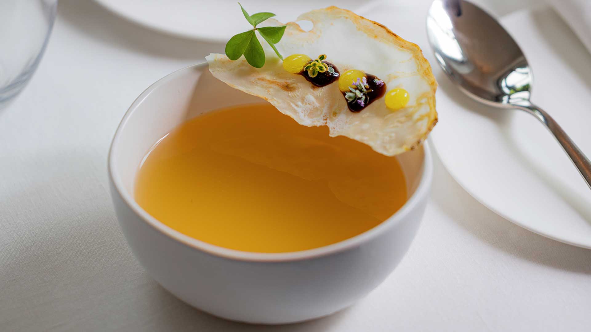 como-lake-cocktail-week-2025-villa-lario-coqtail