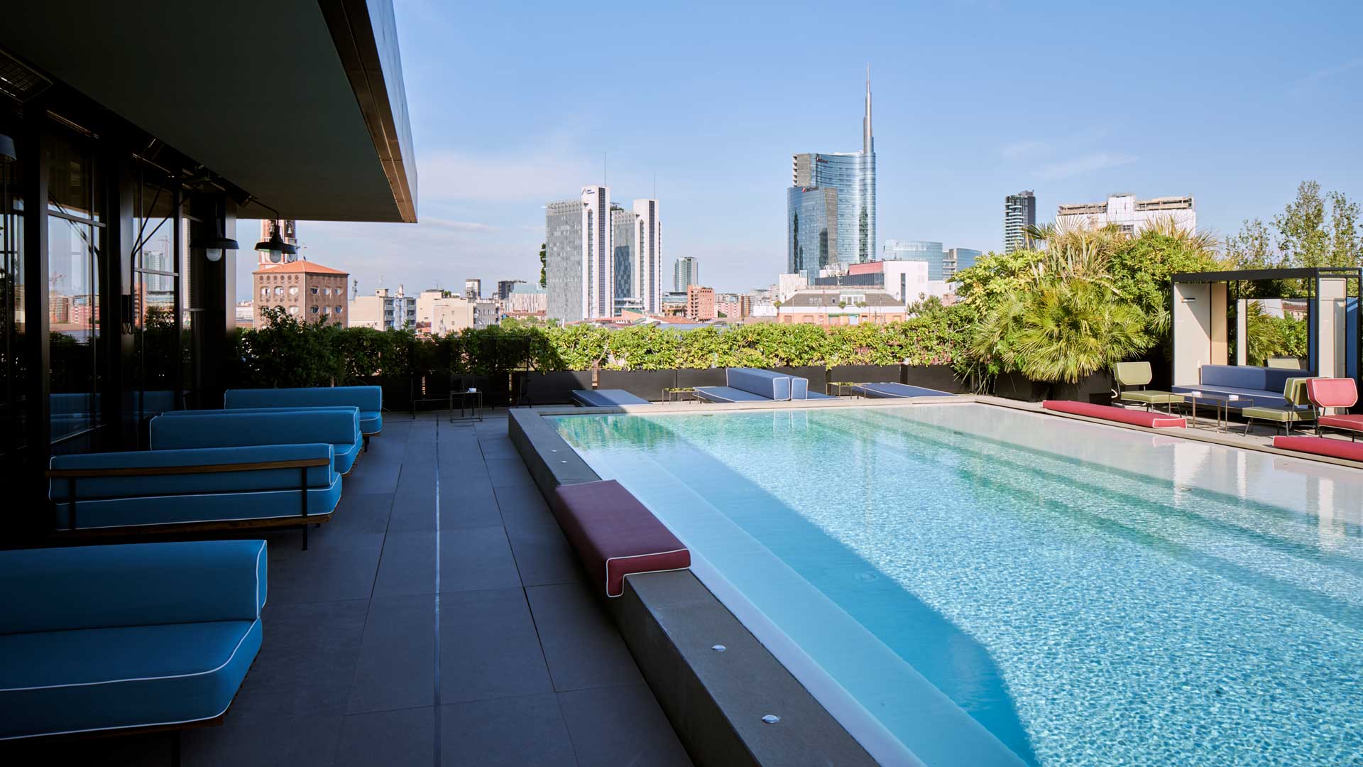 un-anno-di-Coqtail-rooftop-ceresio7-milano-