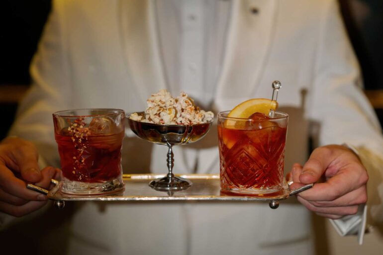 The-Negroni-Salon-debutta-al-The-Lanesborough-Coqtail