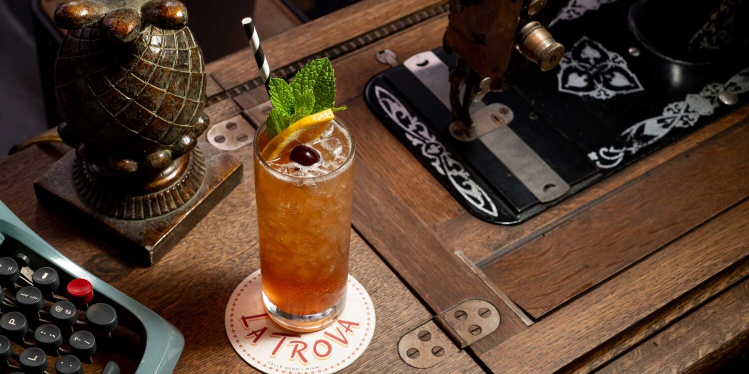 Cafe-La-Trova-cocktail-Coqtail