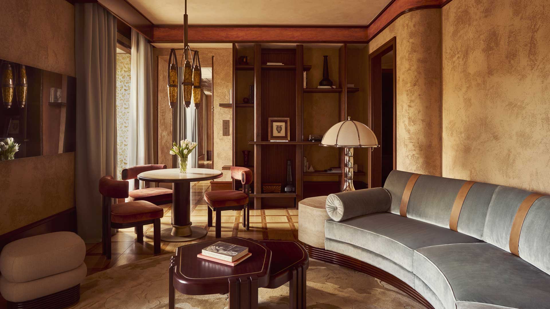 Una-delle-suite-di-Orient-Express-La-Minerva-Coqtail