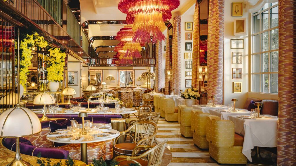 Sala interna del Gloria Osteria Milano